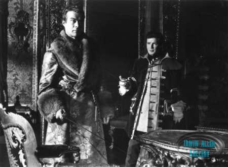 Richard Basehart in Cartouche