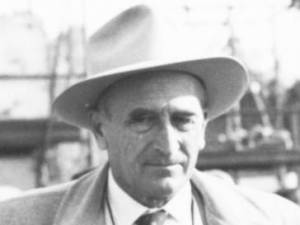 Winton C Hoch