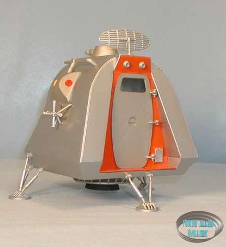 Moebius Space Pod