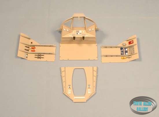 Moebius Space Pod Interior Pieces