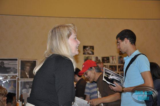 Heather Chatting with a Fan
