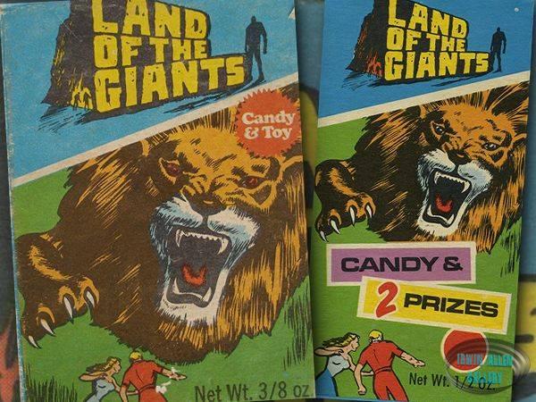 3/8 oz and 1/2 oz Land of the Giants Candy Boxes