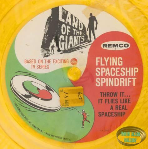 Remco Land of the Giants Flying Saucer