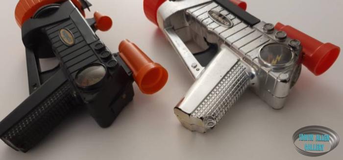 Remco Signal-Ray Gun Comparisons