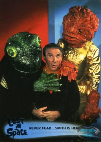 Inkworks Classic Lost in Space Collector Card #17