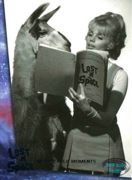Inkworks Classic Lost in Space Collector Card #54