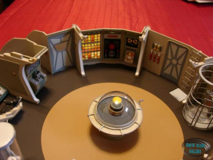 Build of the Moebius Models Jupiter 2 Kit