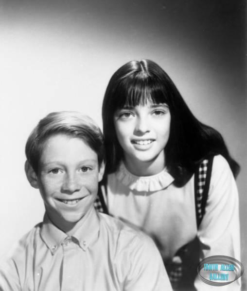 Bill Mumy and Angela Cartwright