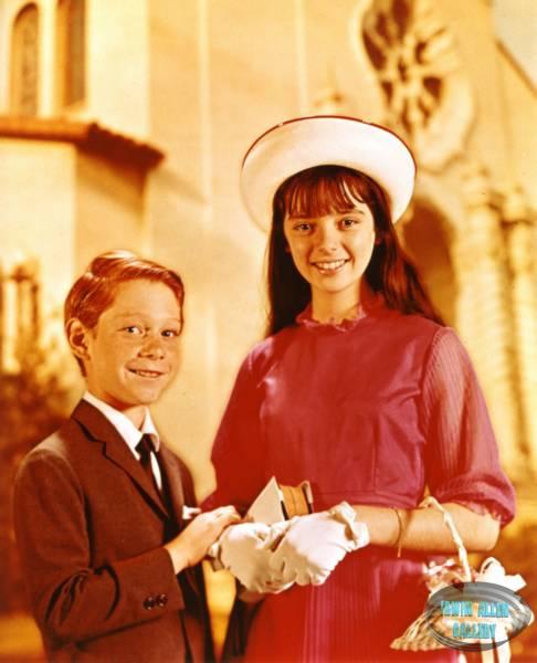 Angela Cartwright and Bill Mumy