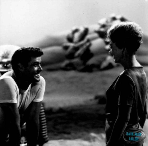 Guy Williams and June Lockhart