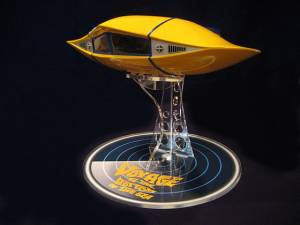 Flying Sub Display Stand