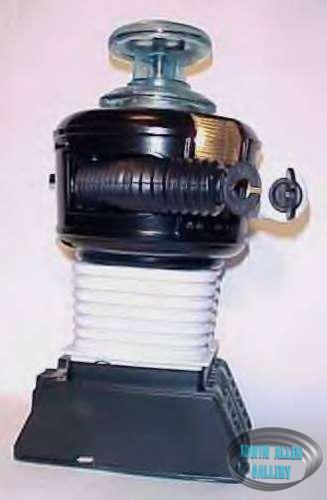 Remco "Anti-Matter" custom Robot w/lite chest and green-bubble!