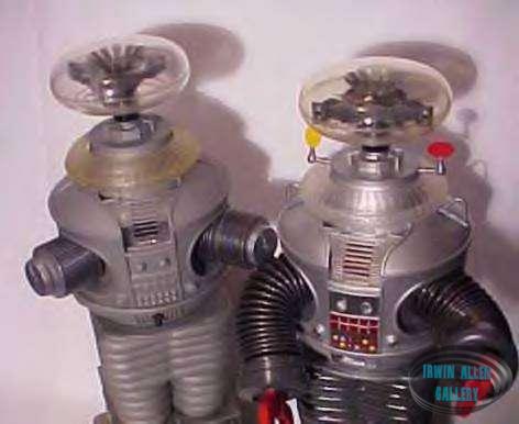 Lost in Space 16-inch Robot together with unfinished Masudaya for Comparsion