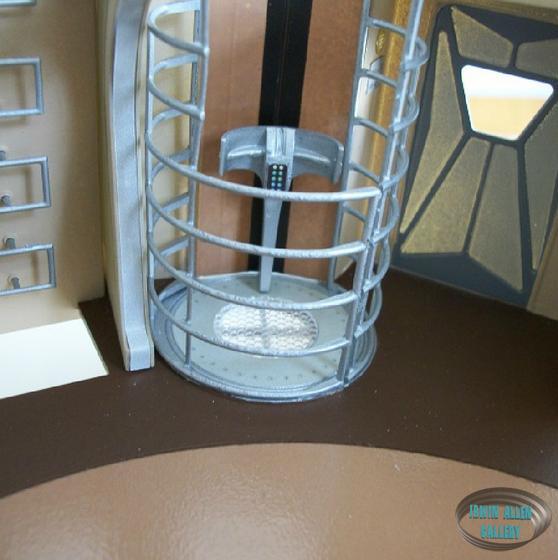 Moebius Models Jupiter 2 Interior