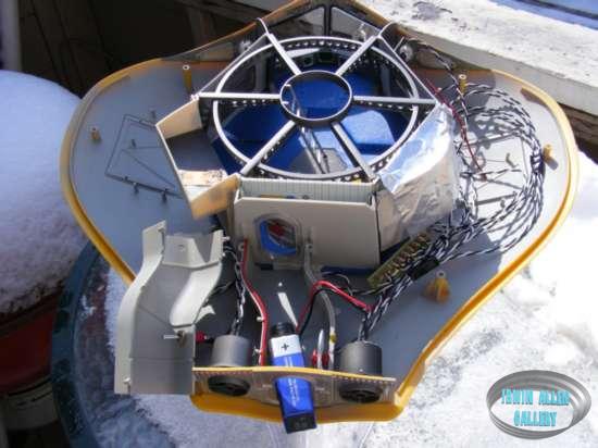 Moebius Models Flying Sub Kit