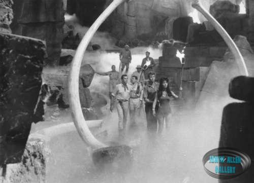 Lost World cast