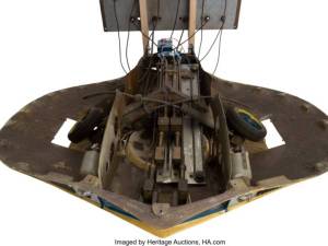 Flying Sub with Grappling Hooks